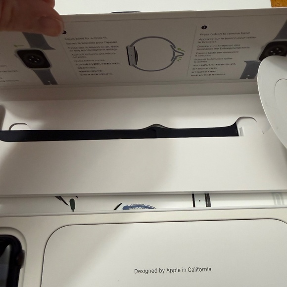 Apple Watch Series 9 45mm Midnight - Picture 4 of 8